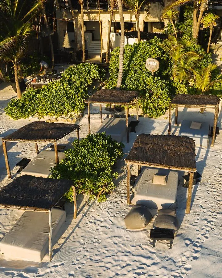 ****  Hotel Nest Tulum Mexiko