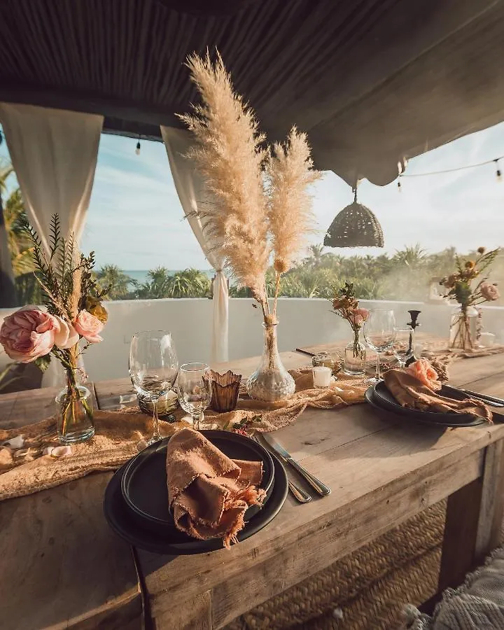 Hotel Nest Tulum 4*,