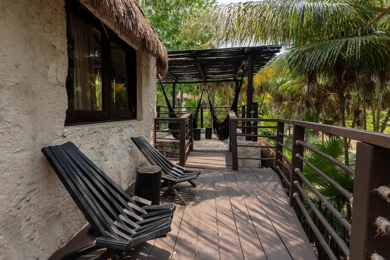 ****  Hotel Nest Tulum Mexiko